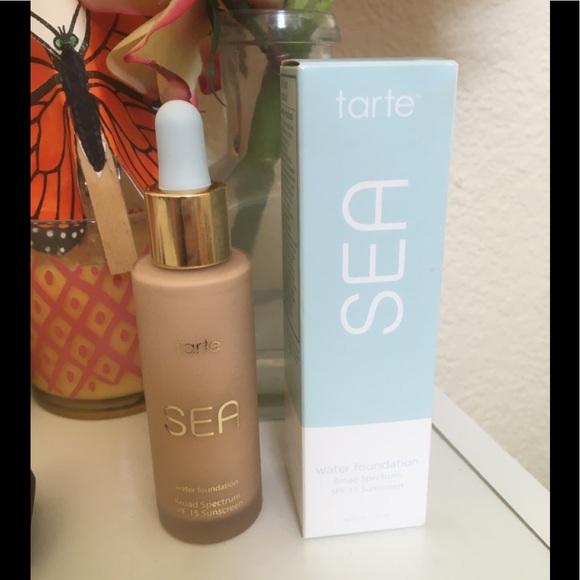 Tarte Rainforest by the Sea Foundation 22N